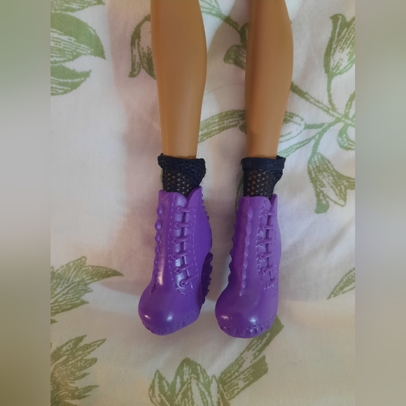 Monster High Doll- Clawdeen Freaky Field Trip - Picture 4 of 4